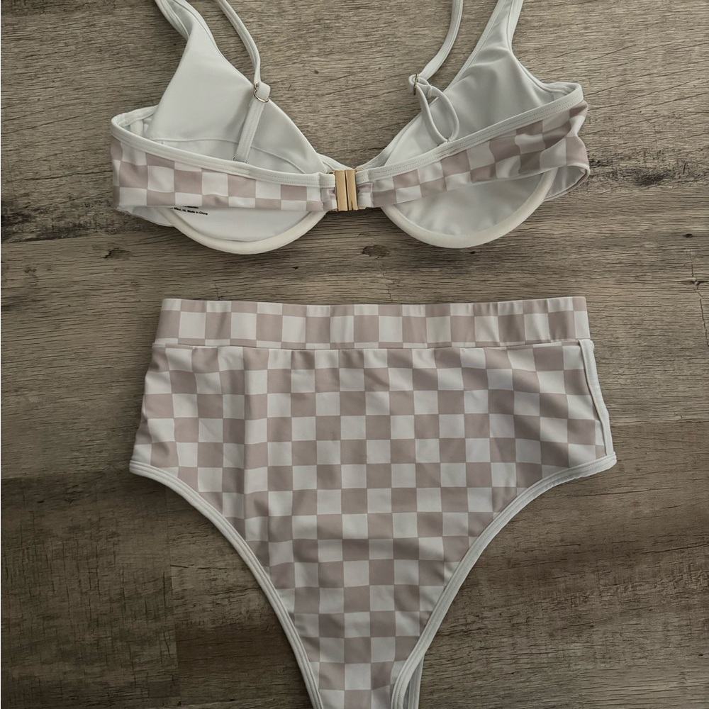 Checkered Bikini Set - Picture 2 of 4